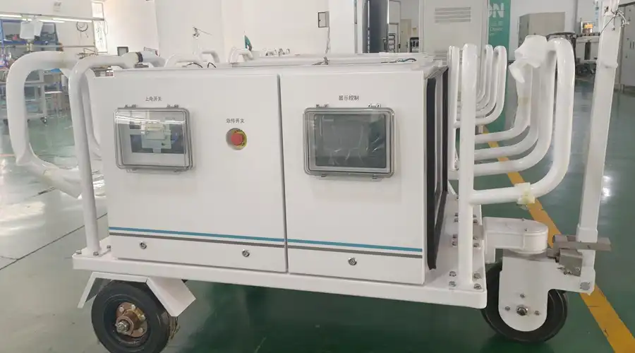 Which Versatile helicopter GPU Supports Multiple Output Voltages Best?